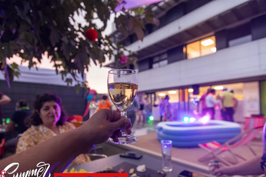 Soirée Summer Beach Party à l'Espace Entreprise Garosud, Montpellier